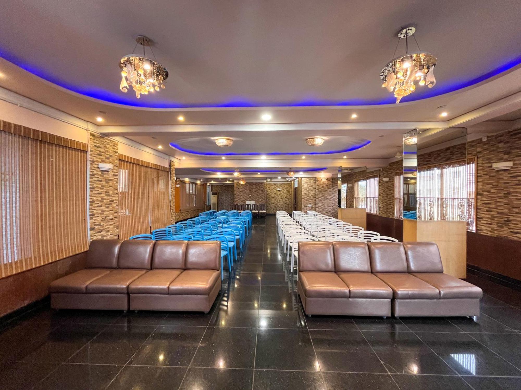 Ananya Comfortss Hospet Buitenkant foto
