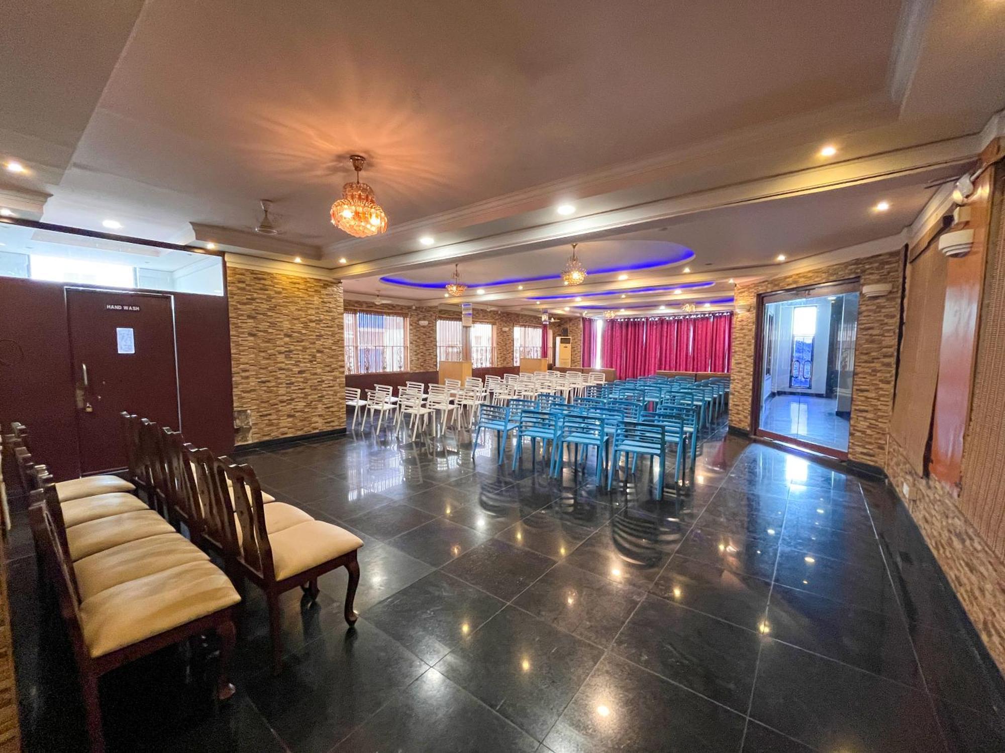 Ananya Comfortss Hospet Buitenkant foto